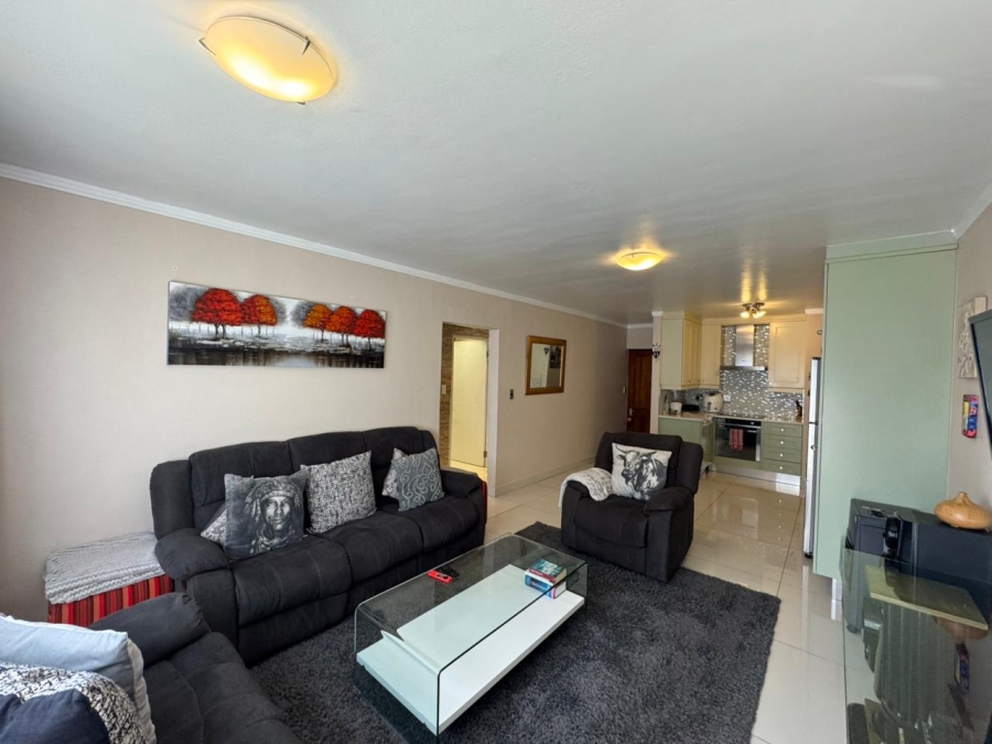 To Let 2 Bedroom Property for Rent in Royal Ascot Western Cape